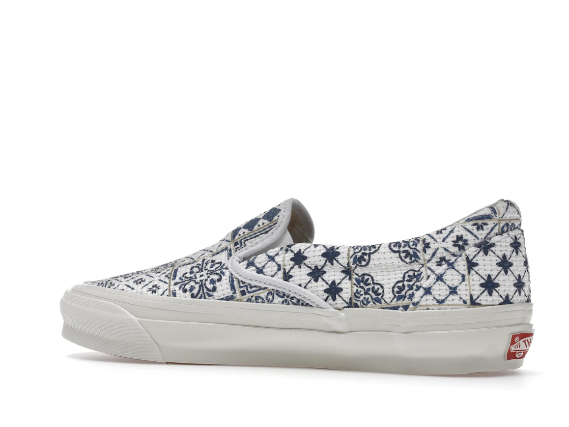 Vue 22 de Vans OG Classic Slip-On LX Kith for Vault Azulejo Tile