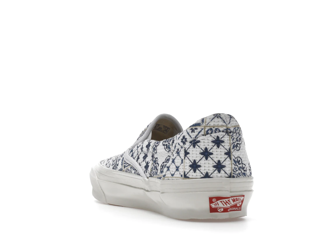 Vue 26 de Vans OG Classic Slip-On LX Kith for Vault Azulejo Tile