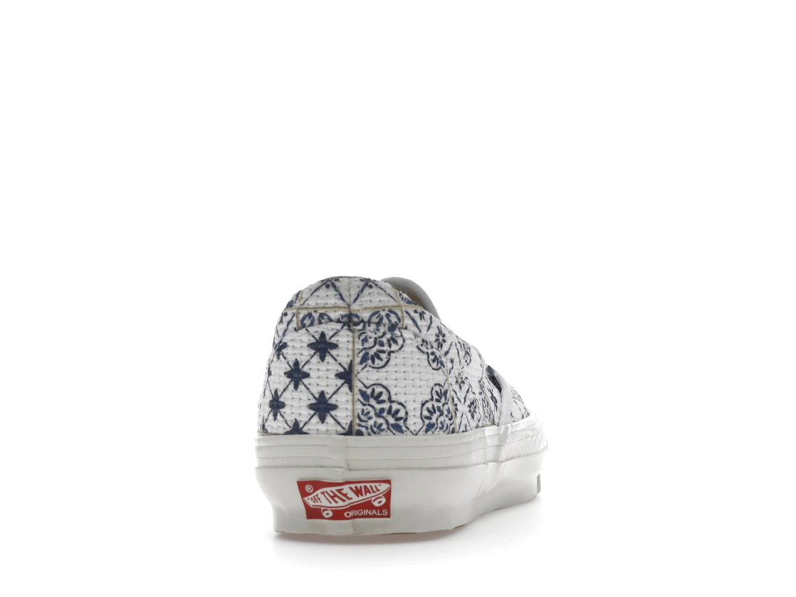 Vue 29 de Vans OG Classic Slip-On LX Kith for Vault Azulejo Tile