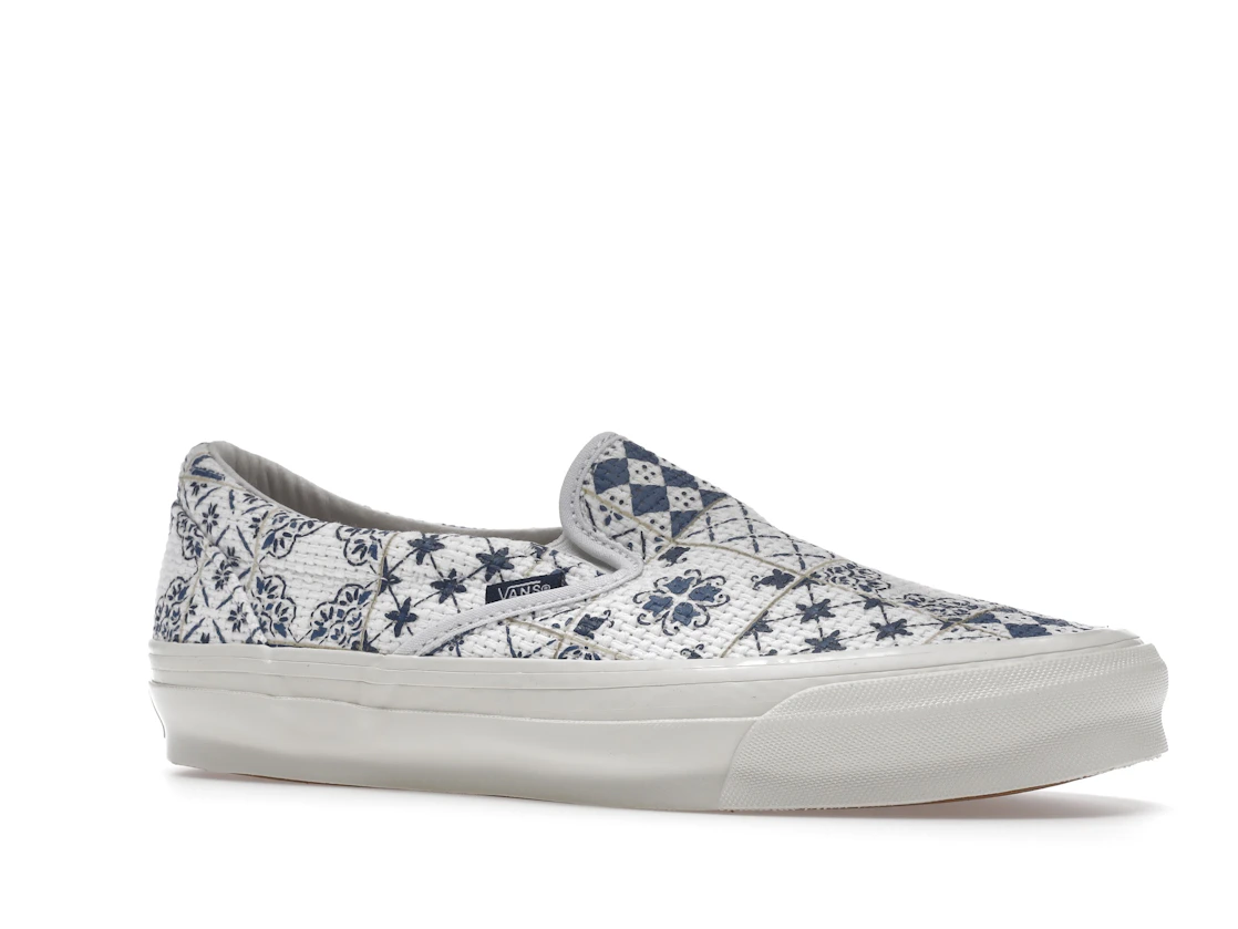 Vue 4 de Vans OG Classic Slip-On LX Kith for Vault Azulejo Tile