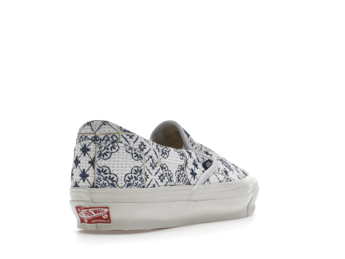 Vue 31 de Vans OG Classic Slip-On LX Kith for Vault Azulejo Tile