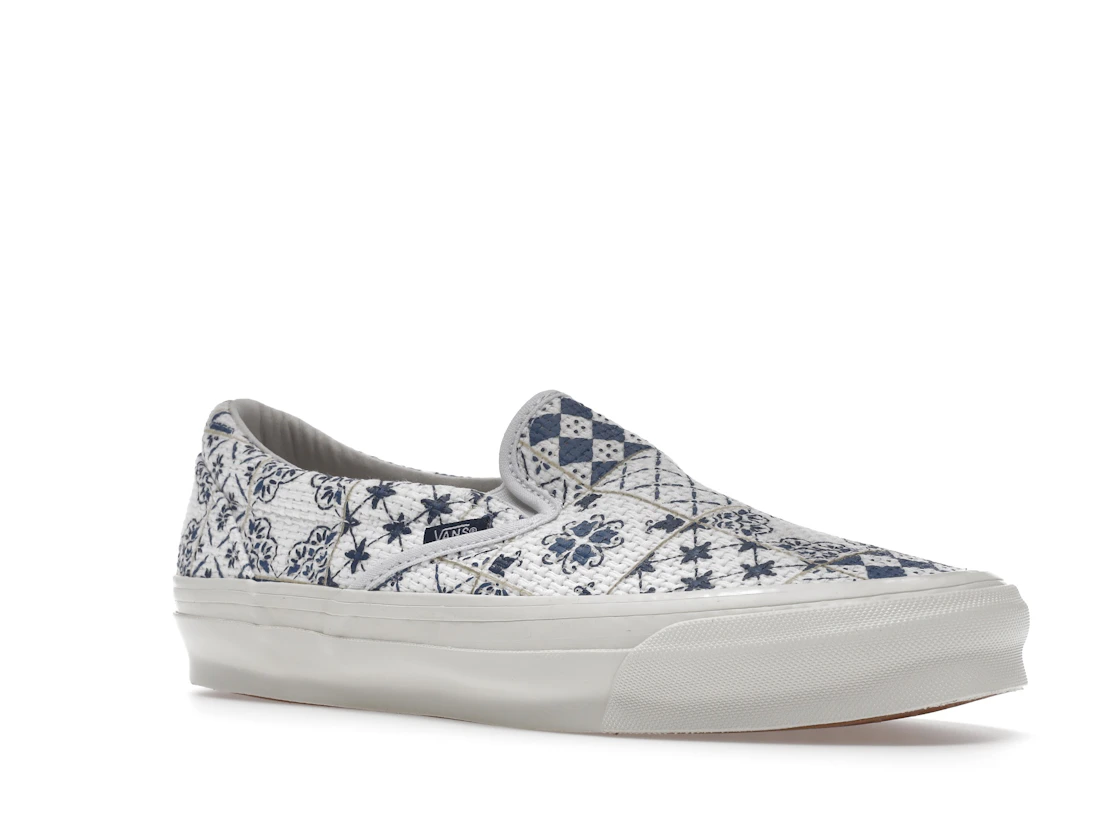 Vue 5 de Vans OG Classic Slip-On LX Kith for Vault Azulejo Tile