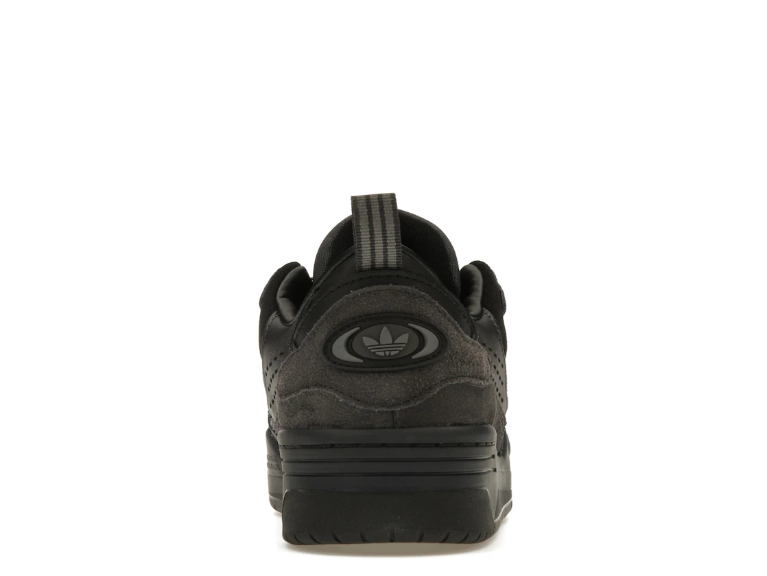 Vue 28 de adidas ADI2000 Triple Black