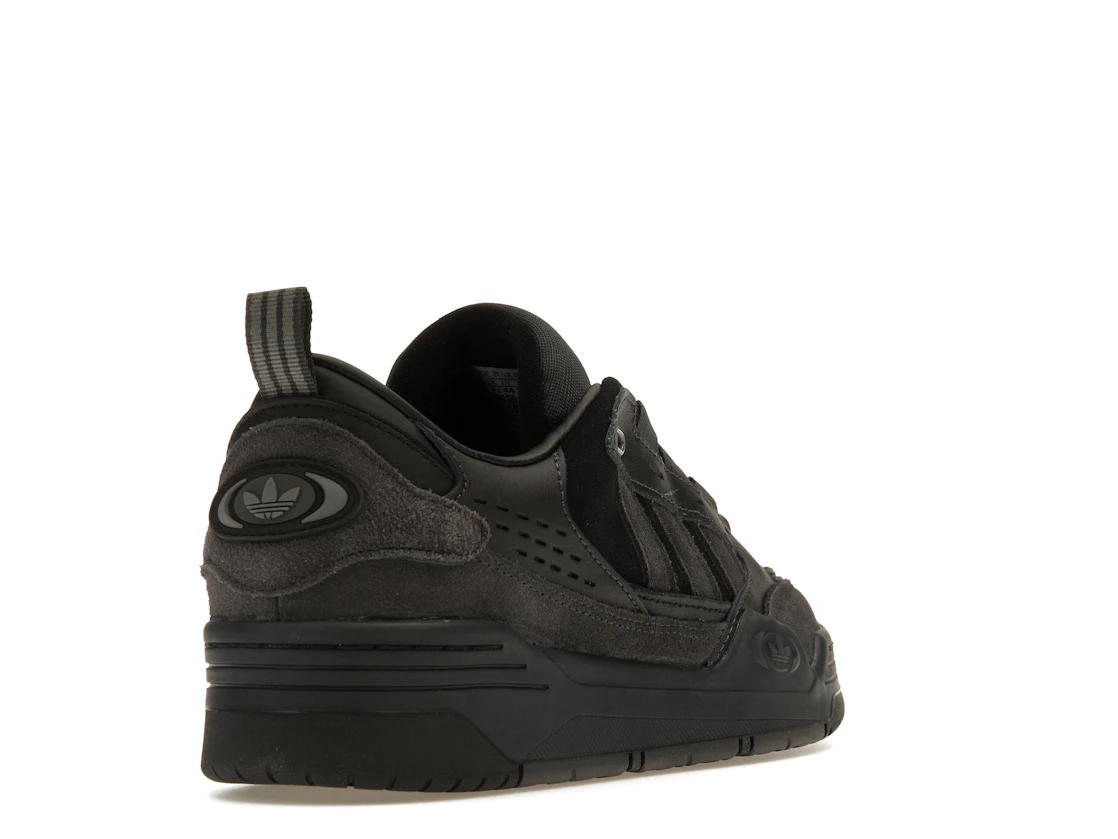 Vue 31 de adidas ADI2000 Triple Black