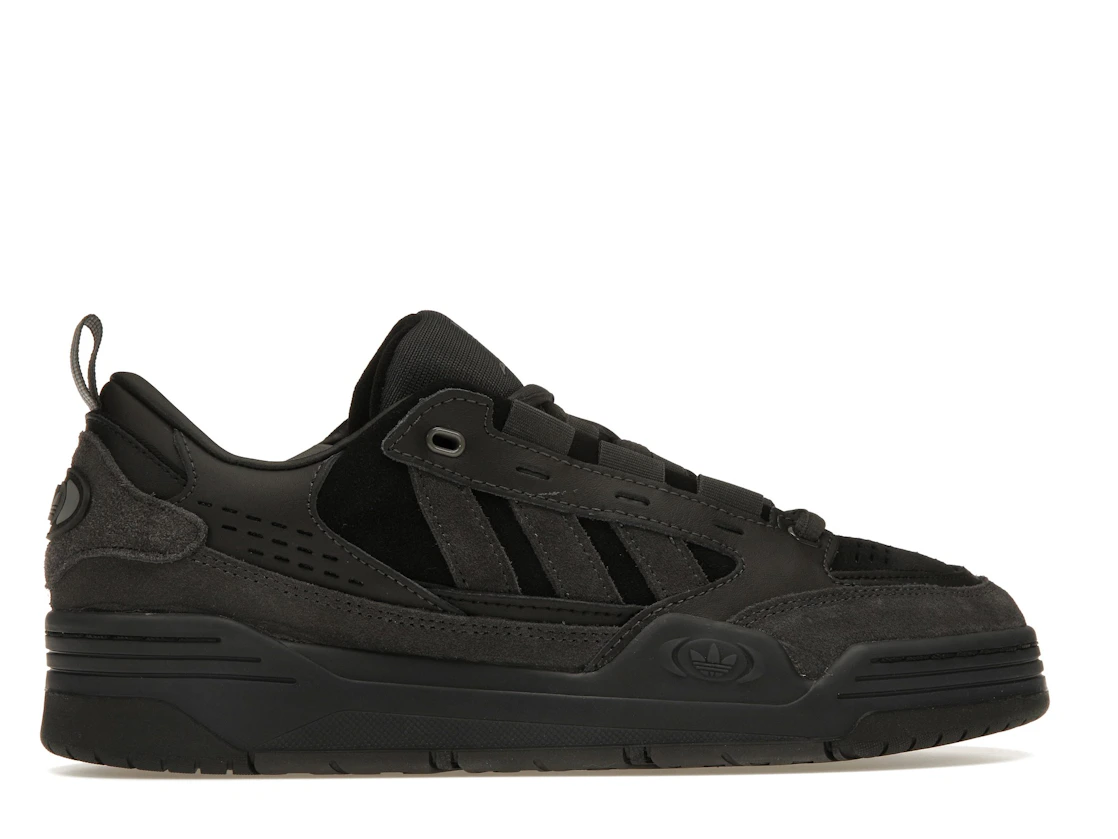 Vue 36 de adidas ADI2000 Triple Black