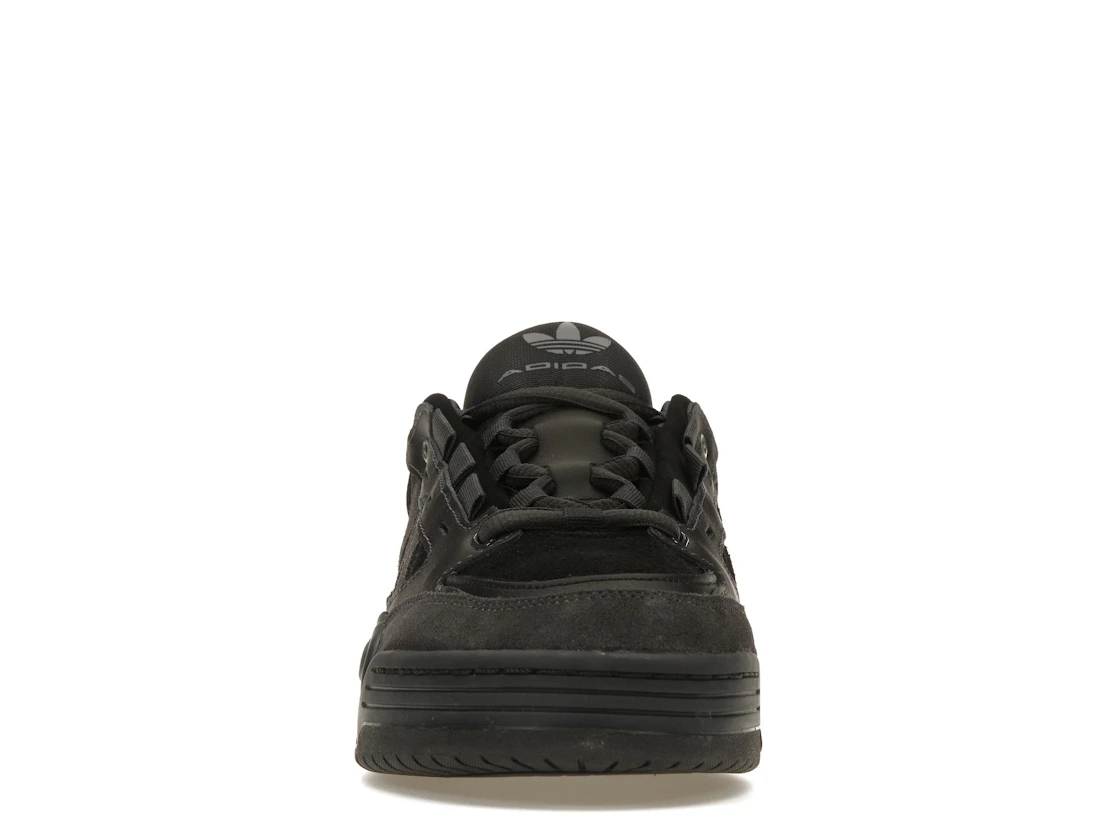 Vue 10 de adidas ADI2000 Triple Black
