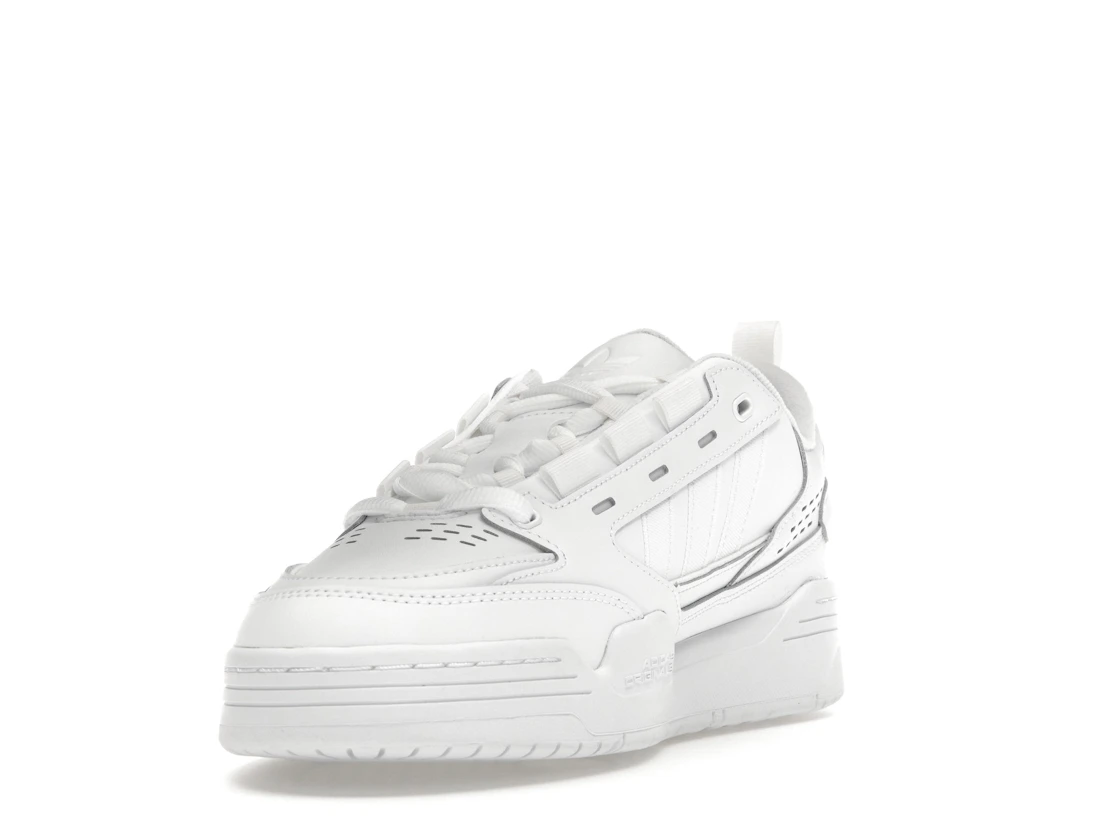 Vue 13 de adidas ADI2000 Triple White