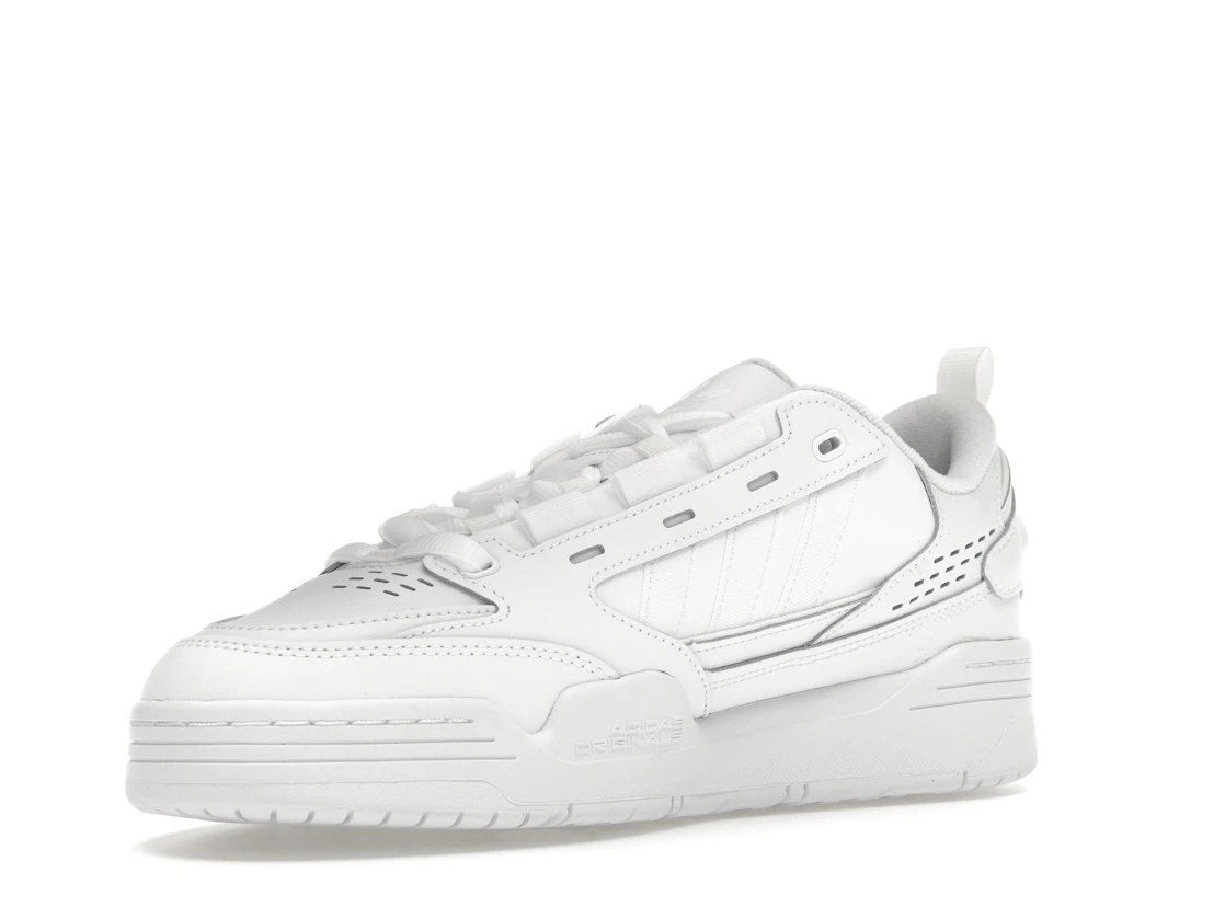 Vue 15 de adidas ADI2000 Triple White