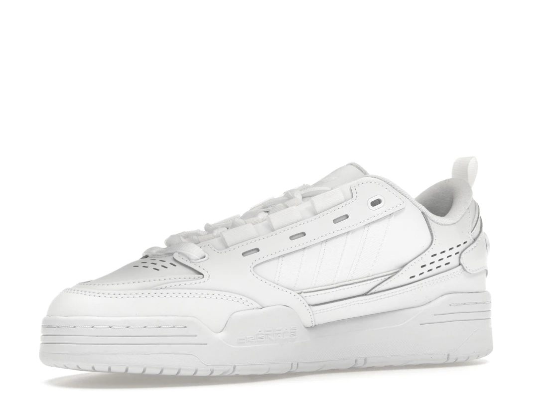 Vue 16 de adidas ADI2000 Triple White
