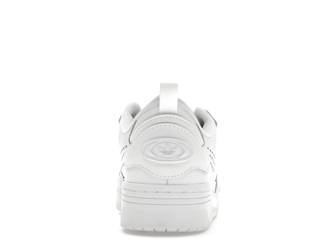 Vue 28 de adidas ADI2000 Triple White