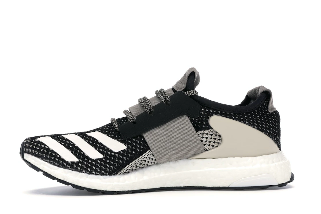 Vue 18 de adidas ADO Ultra Boost Day One Clear Brown