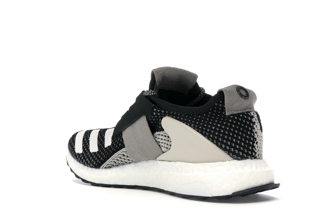 Vue 24 de adidas ADO Ultra Boost Day One Clear Brown