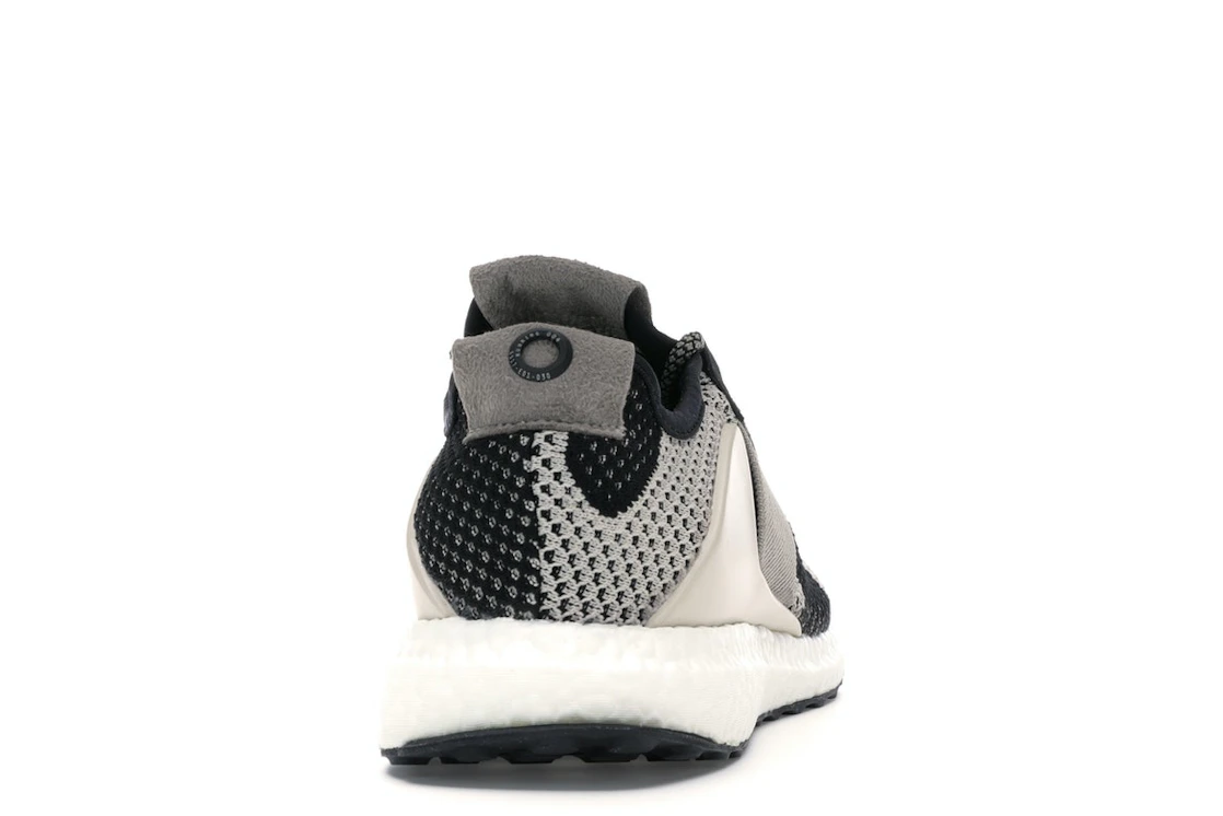 Vue 29 de adidas ADO Ultra Boost Day One Clear Brown