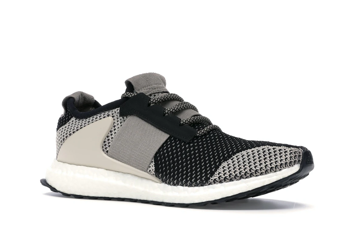 Vue 4 de adidas ADO Ultra Boost Day One Clear Brown