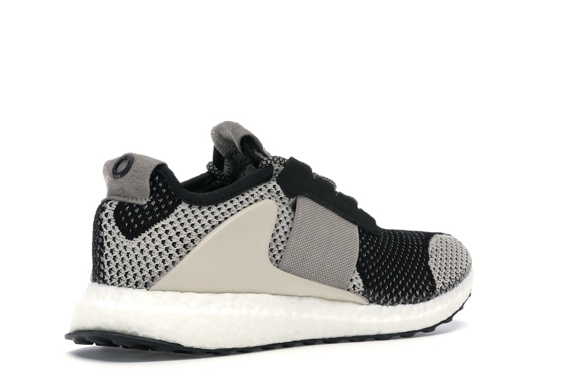 Vue 33 de adidas ADO Ultra Boost Day One Clear Brown