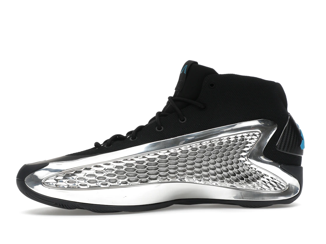Vue 18 de adidas AE 1 Silver Metallic