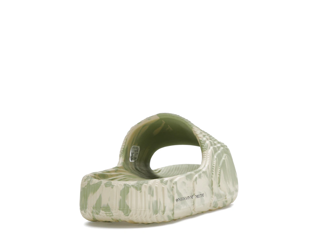 Vue 30 de adidas Adilette 22 Slides Magic Lime St Desert Sand