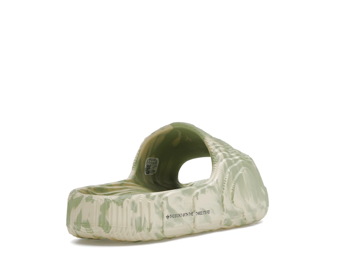 Vue 31 de adidas Adilette 22 Slides Magic Lime St Desert Sand
