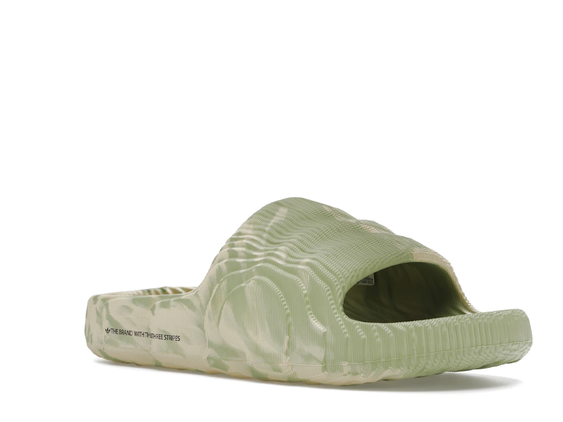 Vue 5 de adidas Adilette 22 Slides Magic Lime St Desert Sand