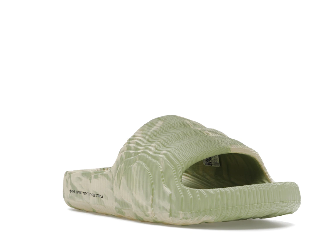 Vue 6 de adidas Adilette 22 Slides Magic Lime St Desert Sand