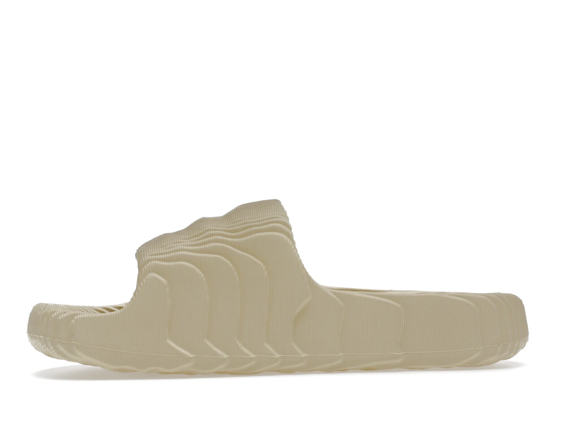 Vue 18 de adidas Adilette 22 Slides St Desert Sand