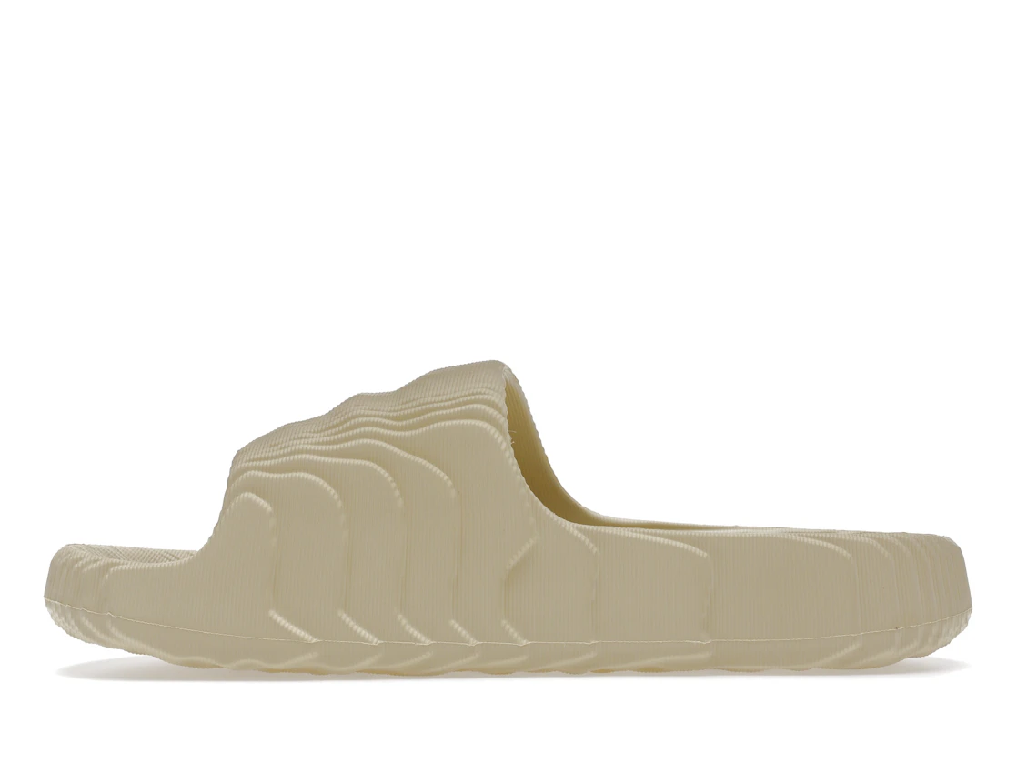 Vue 19 de adidas Adilette 22 Slides St Desert Sand
