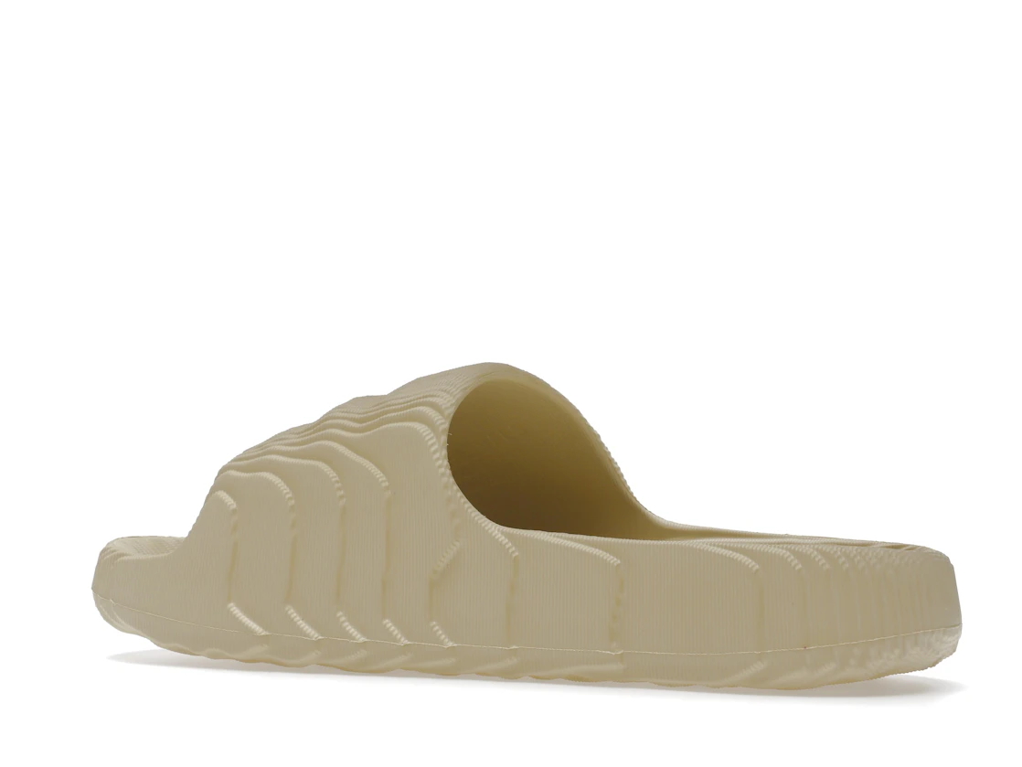Vue 22 de adidas Adilette 22 Slides St Desert Sand