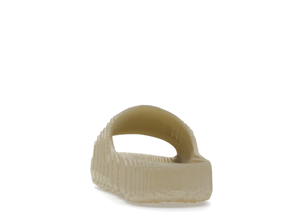 Vue 27 de adidas Adilette 22 Slides St Desert Sand