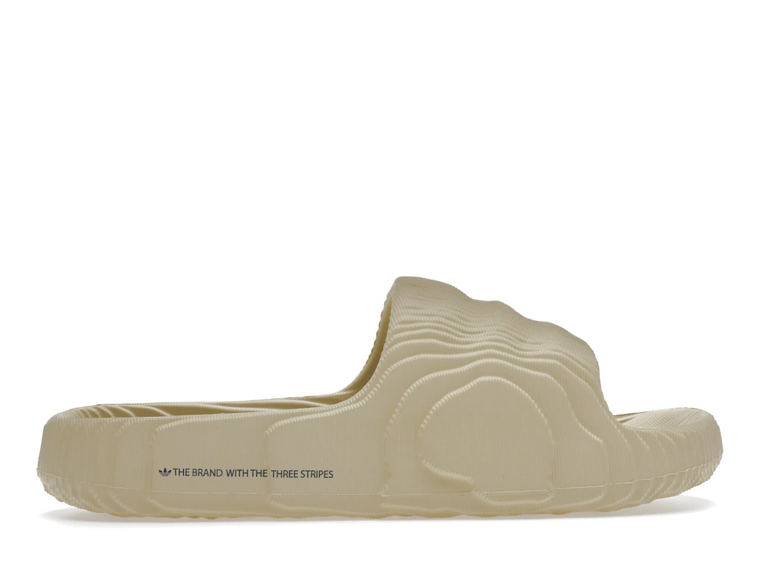 Vue 36 de adidas Adilette 22 Slides St Desert Sand