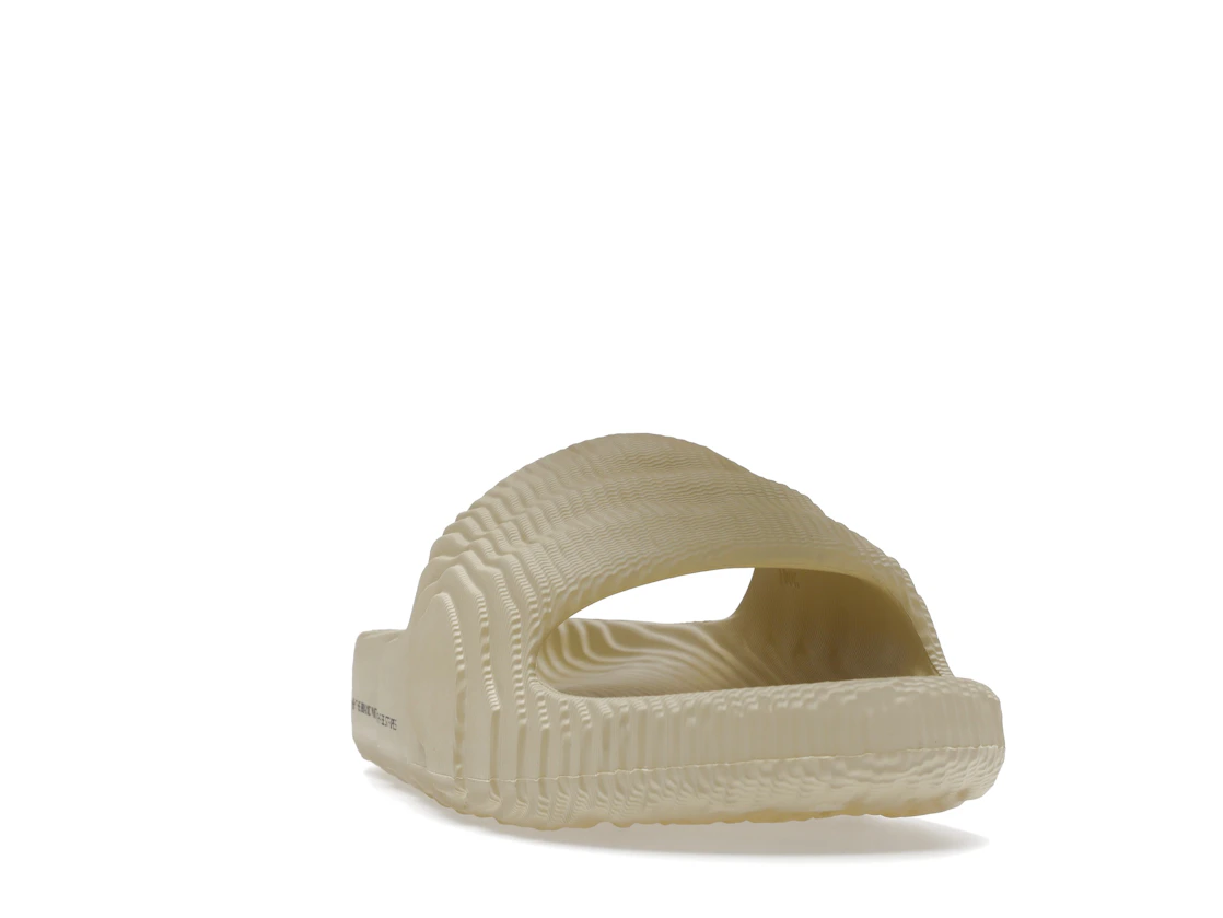 Vue 8 de adidas Adilette 22 Slides St Desert Sand