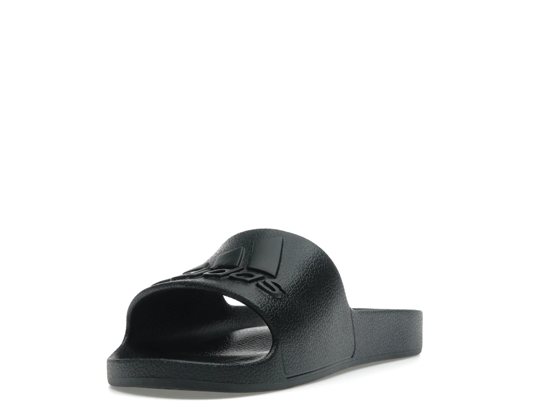 Vue 13 de adidas Adilette Aqua Slides Core Black Logo