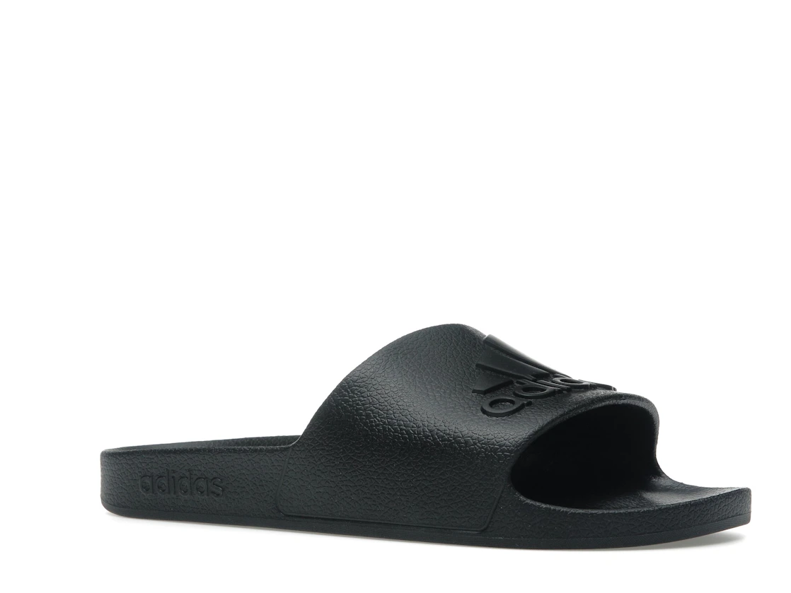 Vue 4 de adidas Adilette Aqua Slides Core Black Logo