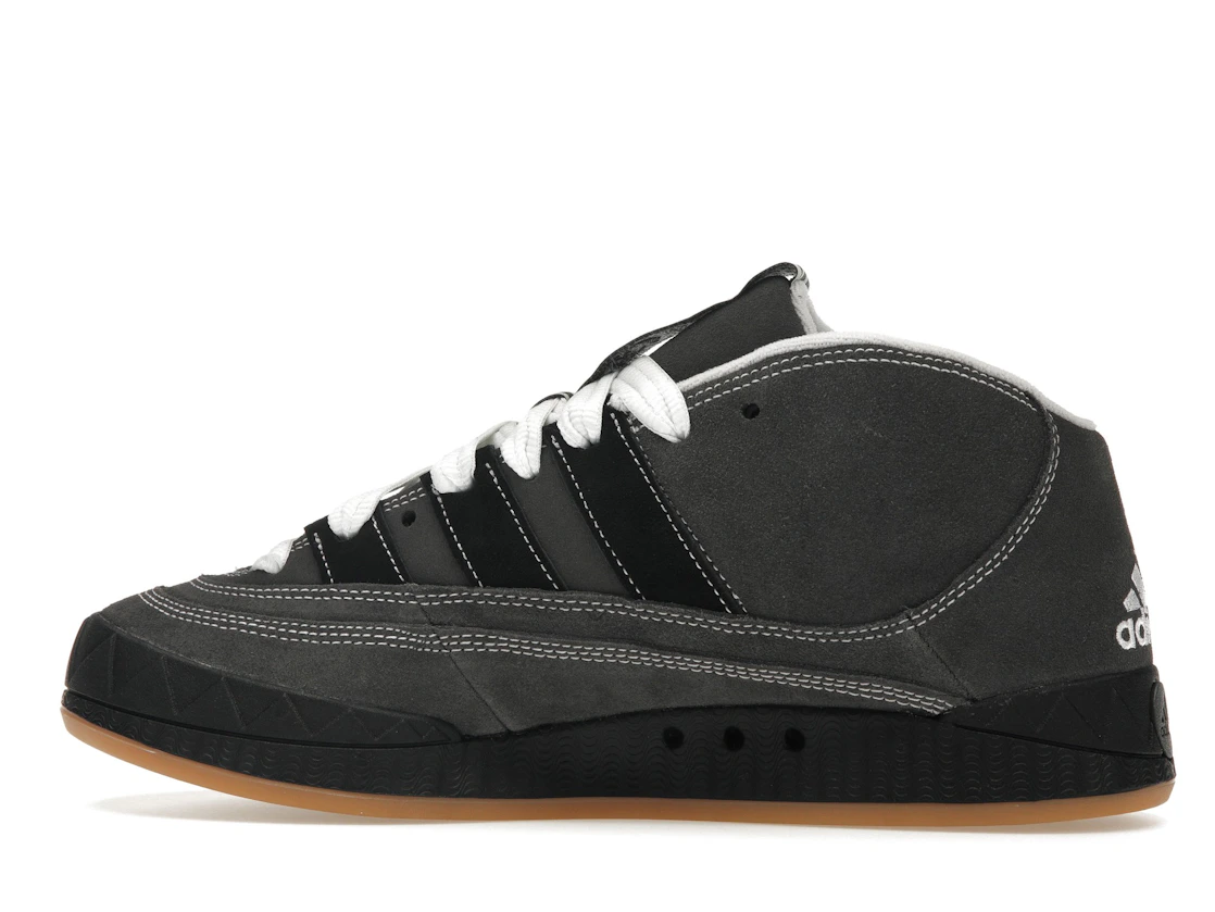 Vue 20 de adidas Adimatic Mid YNuK Grey