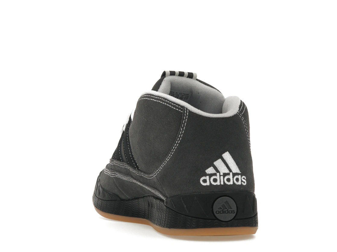 Vue 26 de adidas Adimatic Mid YNuK Grey