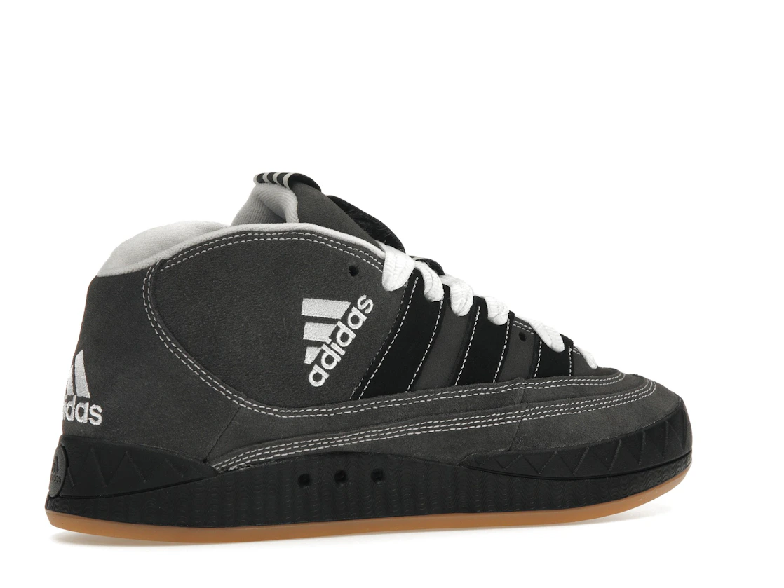 Vue 34 de adidas Adimatic Mid YNuK Grey