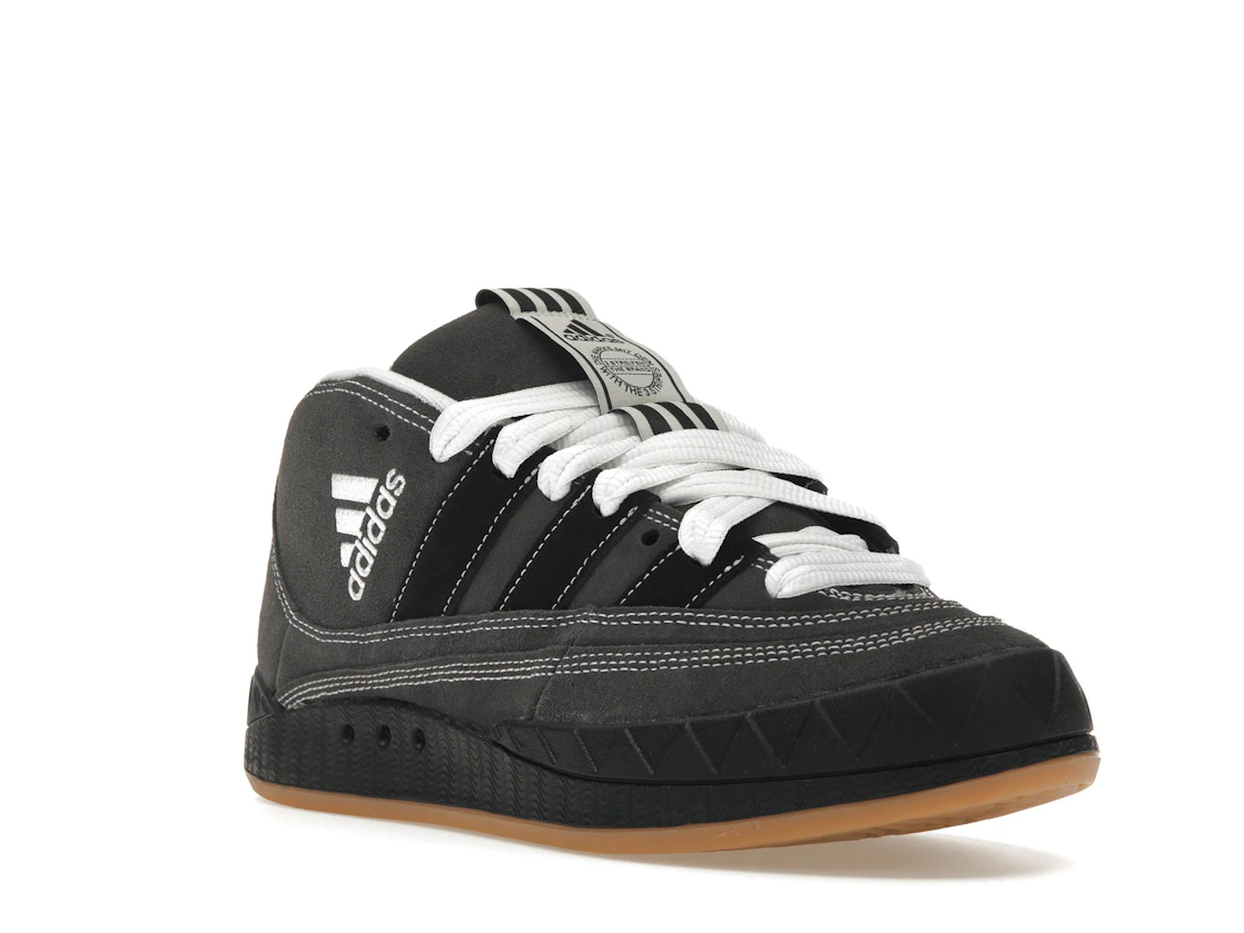 Vue 6 de adidas Adimatic Mid YNuK Grey