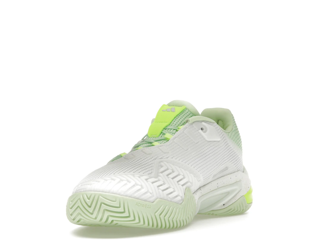 Vue 13 de adidas Barricade 13 Cloud White Core Black Semi Green Spark