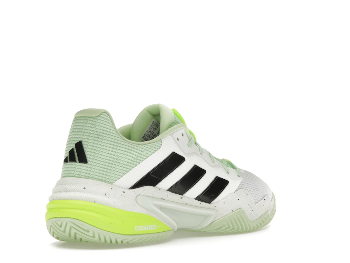 Vue 32 de adidas Barricade 13 Cloud White Core Black Semi Green Spark