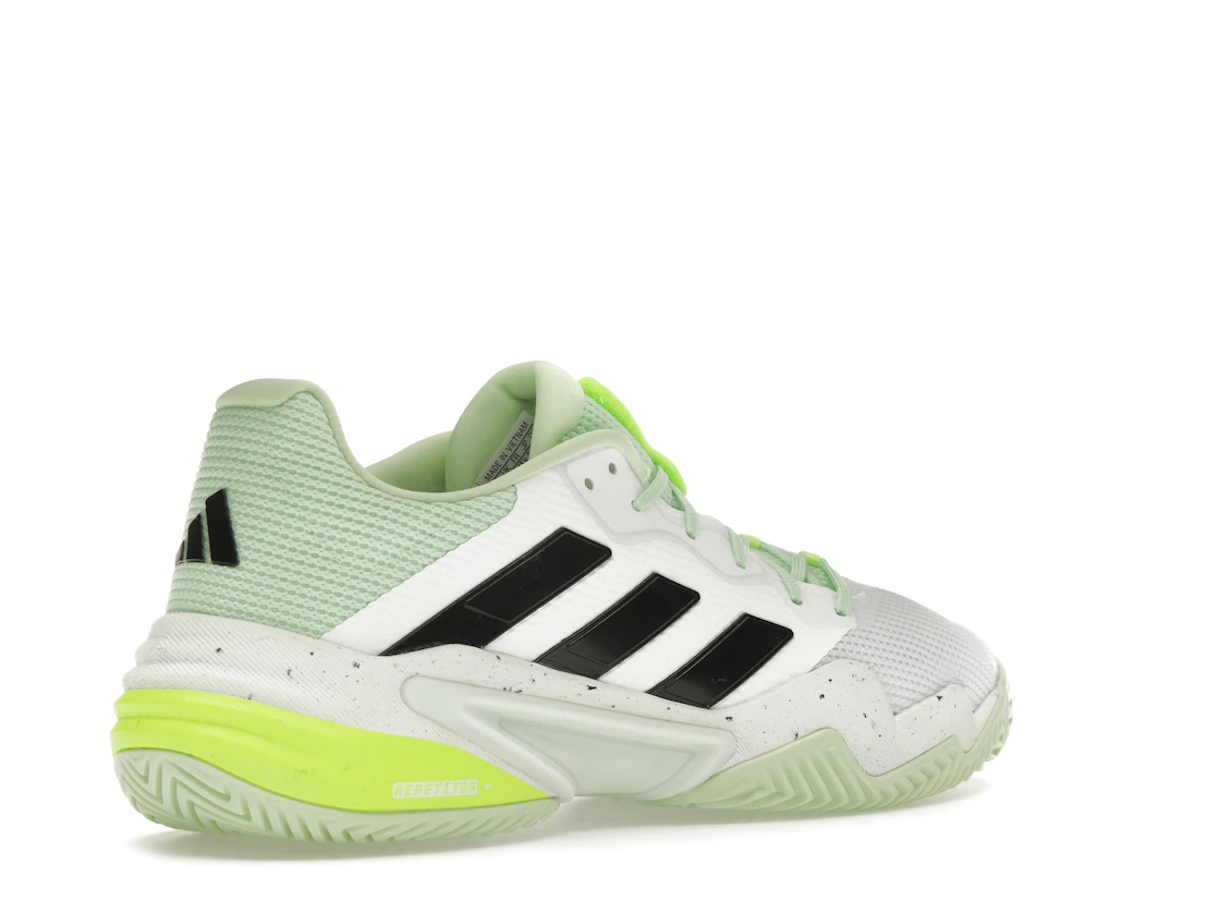 Vue 33 de adidas Barricade 13 Cloud White Core Black Semi Green Spark