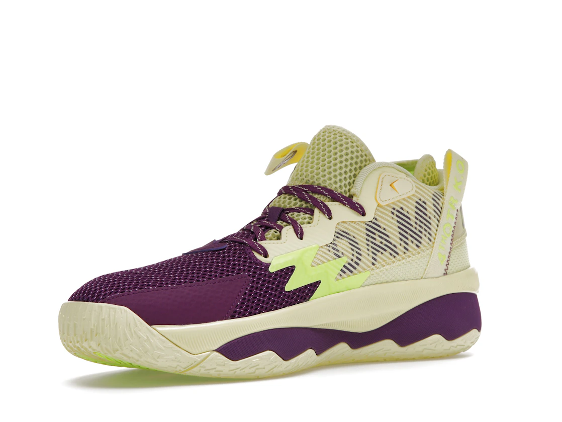 Vue 15 de adidas Dame 8 Dame Time
