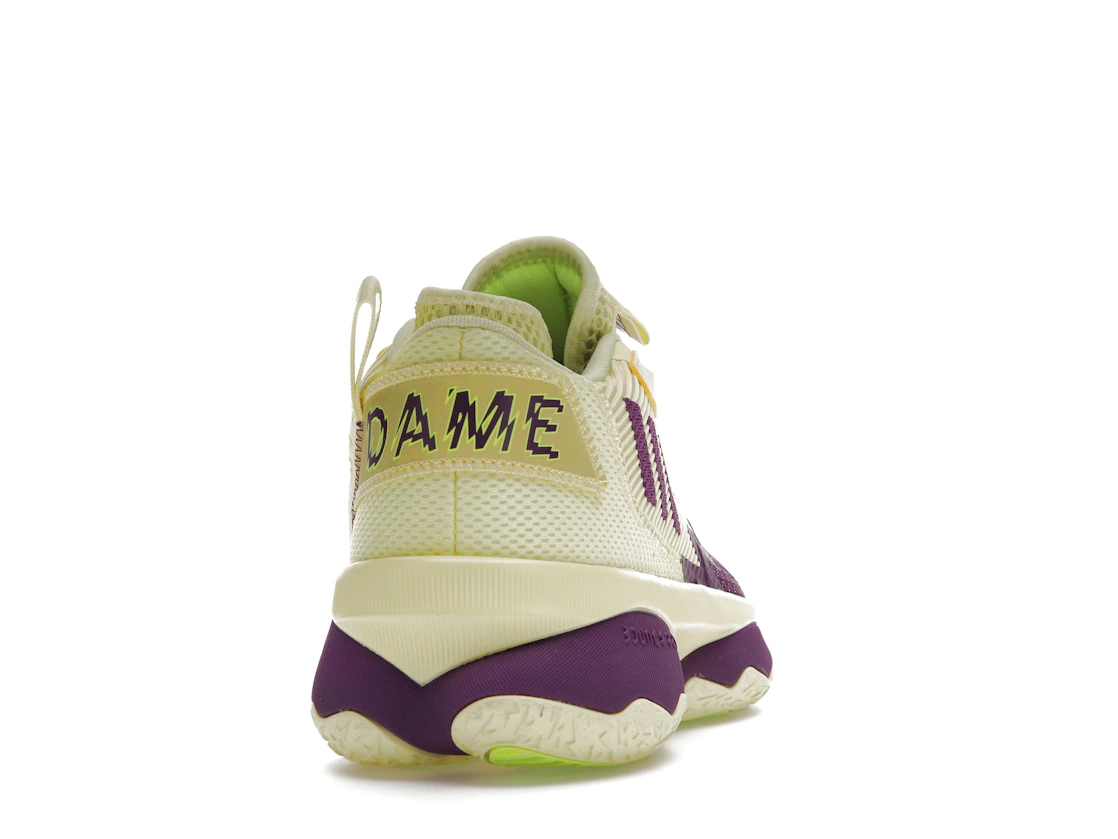 Vue 29 de adidas Dame 8 Dame Time
