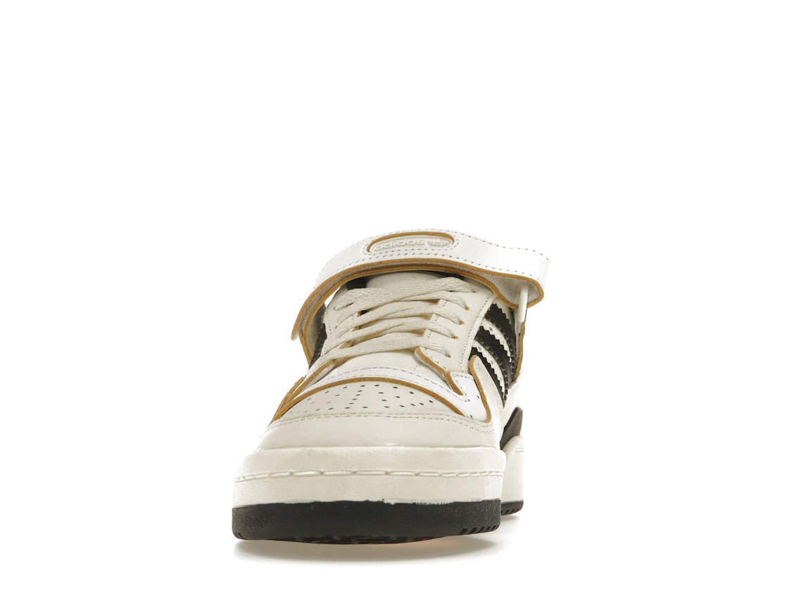 Vue 11 de adidas Forum 84 Low Off White Core Black Footwear White 
