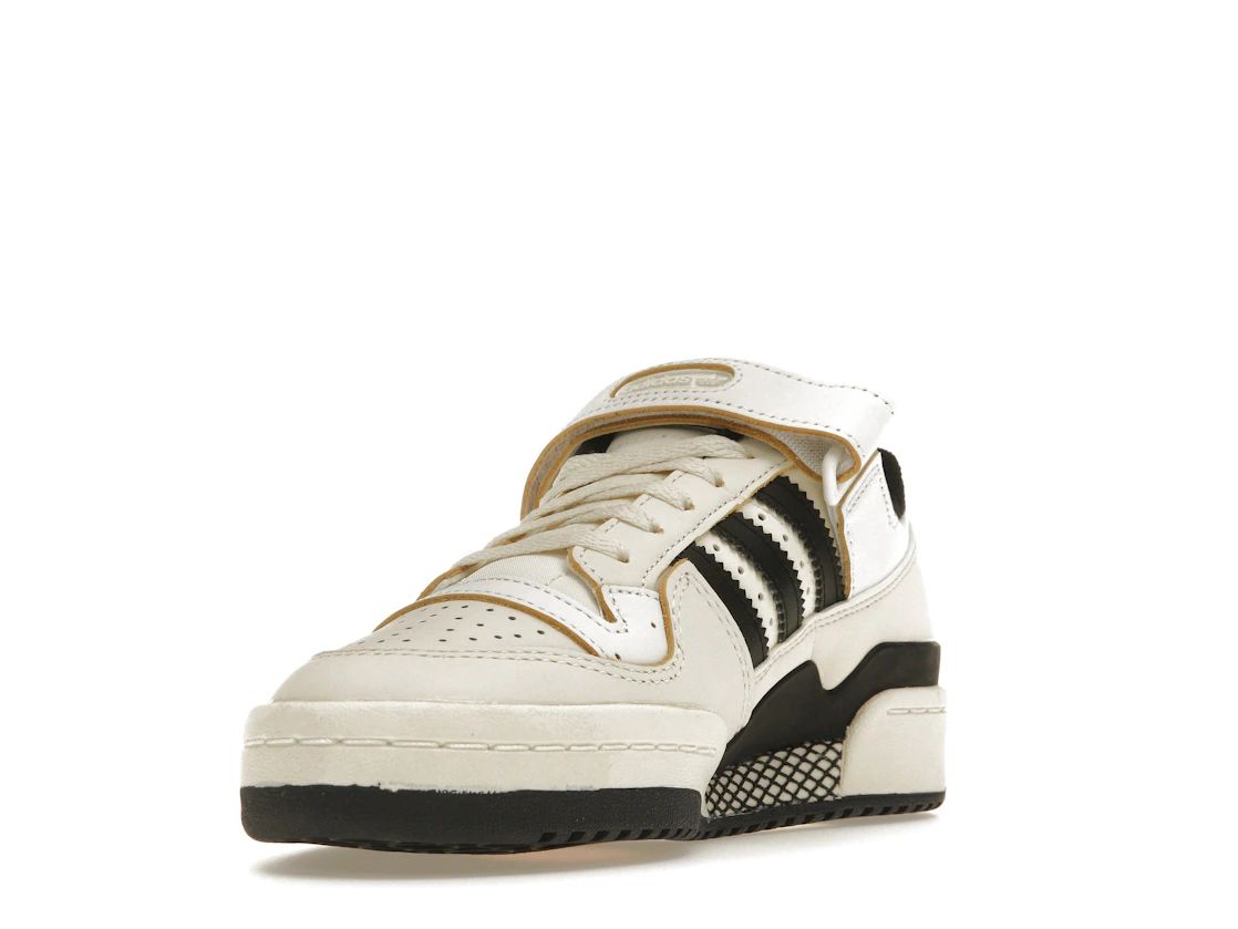 Vue 13 de adidas Forum 84 Low Off White Core Black Footwear White 