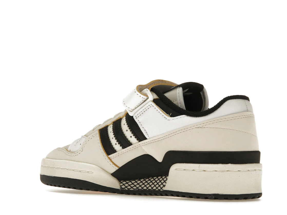 Vue 23 de adidas Forum 84 Low Off White Core Black Footwear White 