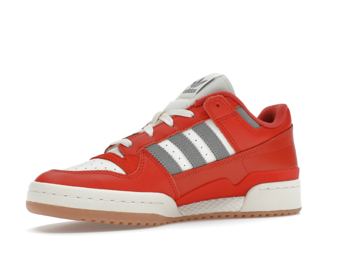 Vue 16 de adidas Forum Low Classic Preloved Red Gum