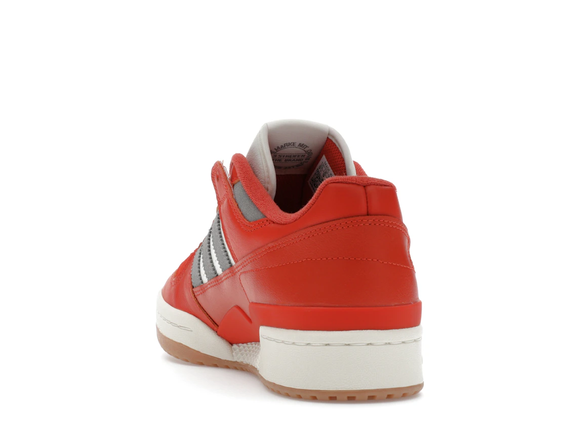 Vue 26 de adidas Forum Low Classic Preloved Red Gum