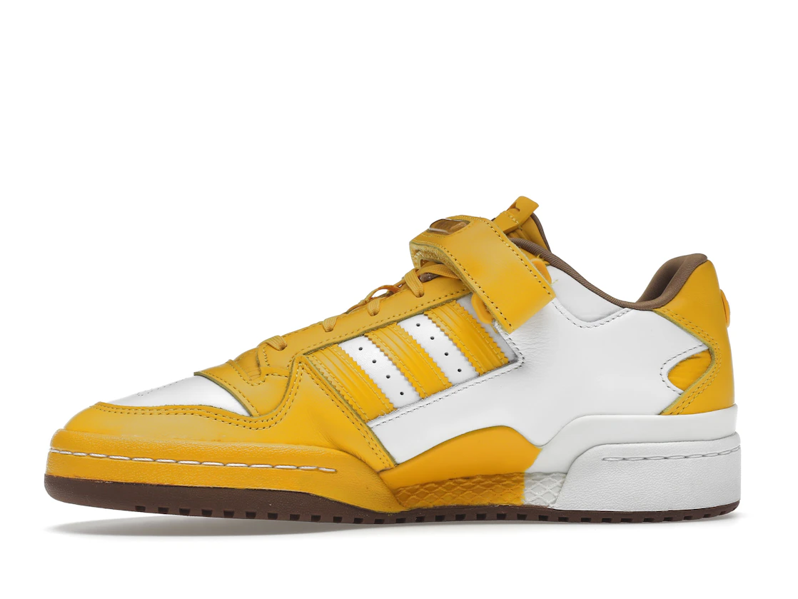Vue 18 de adidas Forum Low M&M's Yellow White