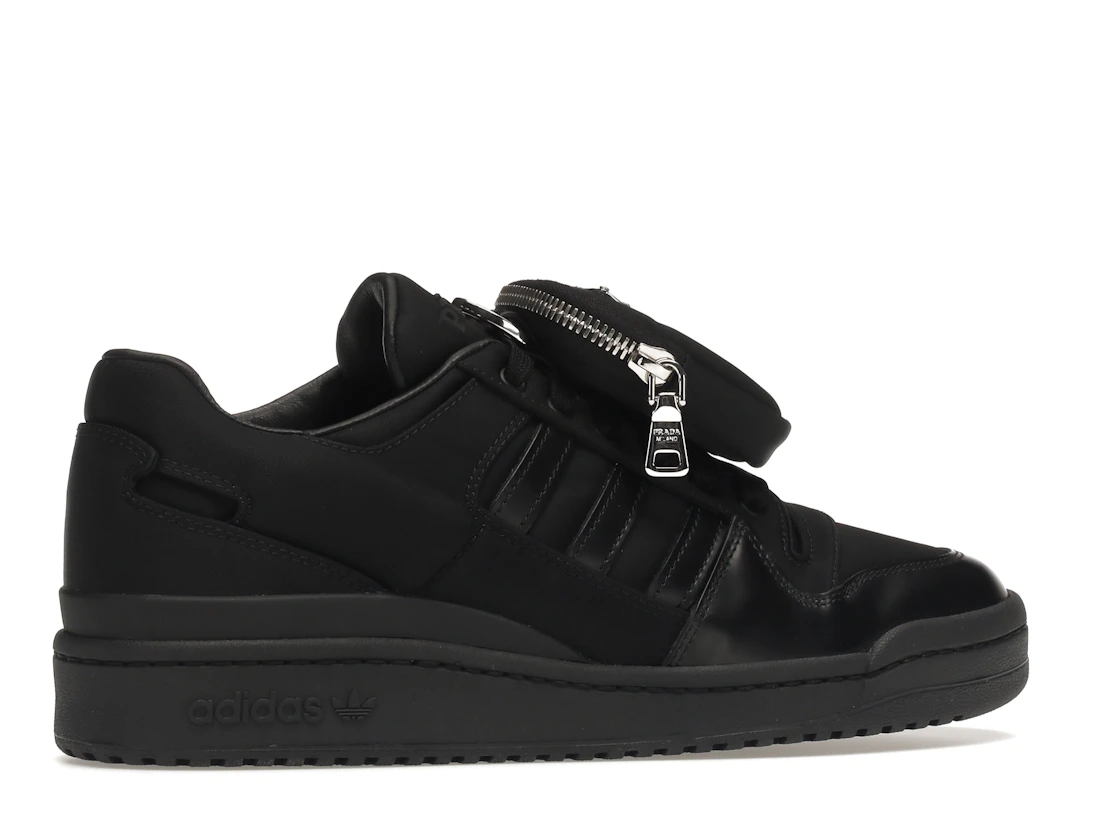 Vue 35 de adidas Forum Low Prada Black