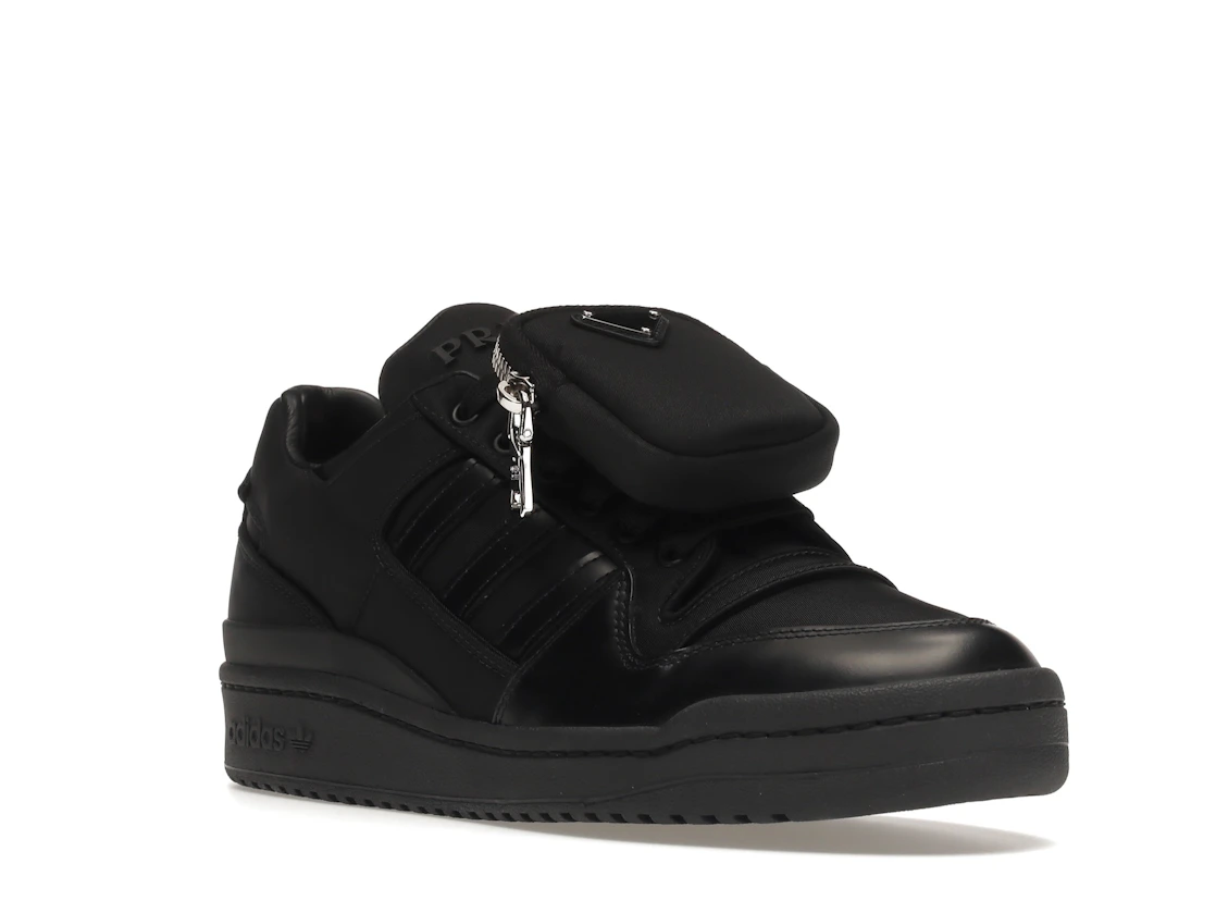Vue 6 de adidas Forum Low Prada Black