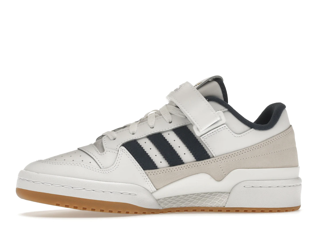 Vue 18 de adidas Forum Low White Navy Gum